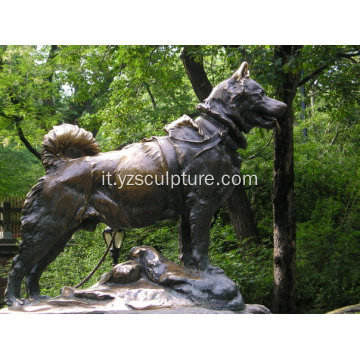 Scultura di bronzo del cane in vendita